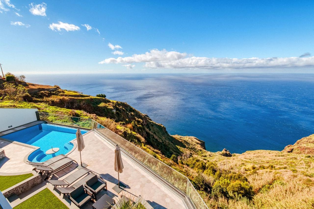 The Cliffhouse By Lovelystay Fajã da Ovelha Eksteriør billede